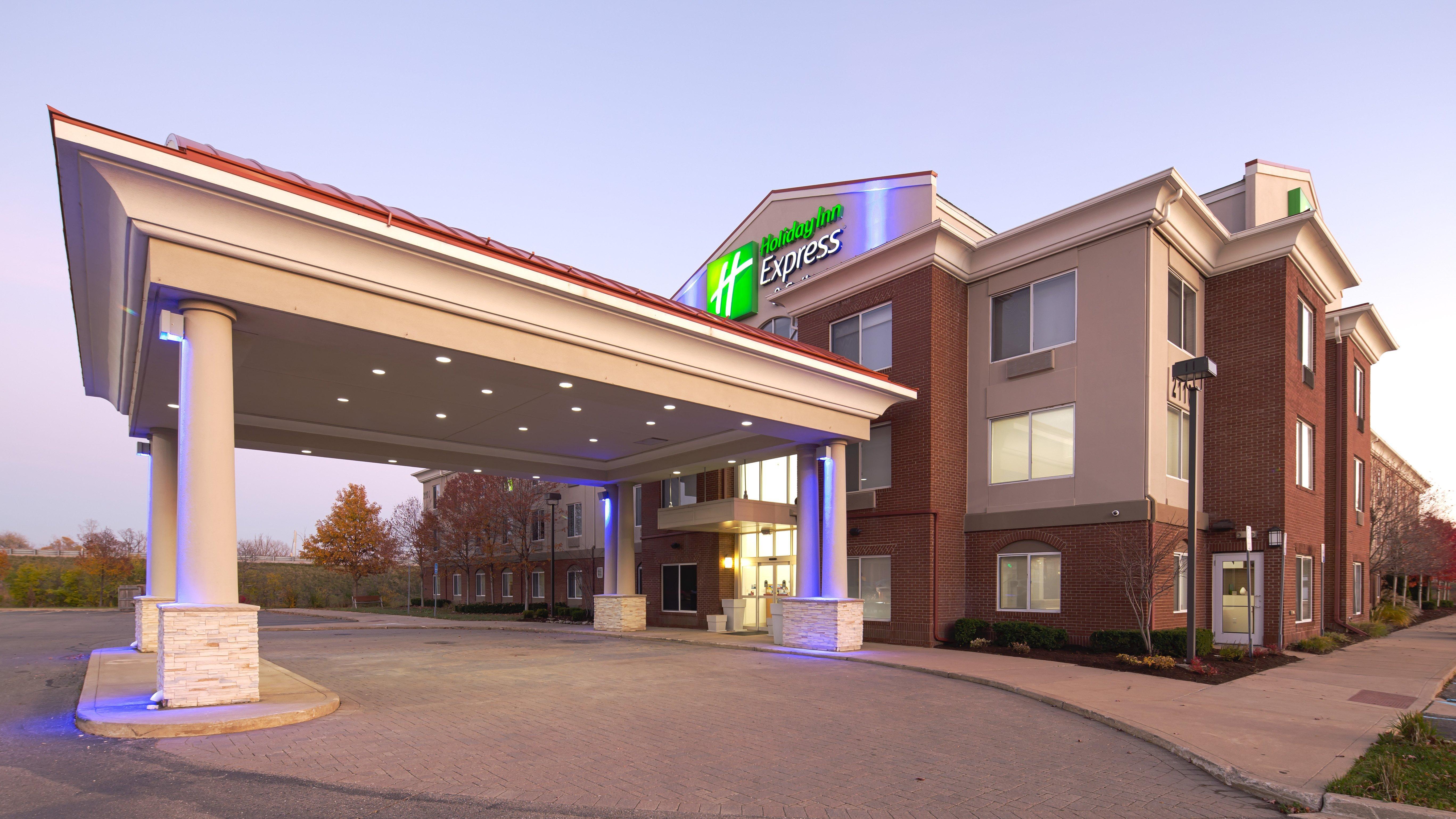 Northville Holiday Inn Express & Suites Detroit - Farmington Hills By Ihg מראה חיצוני תמונה